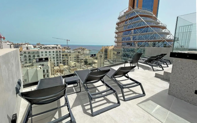 Onyx Suites & Apartments