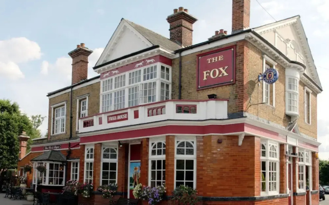 TravelStop #London-Ealing