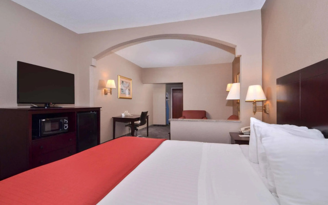 Best Western Dayton Inn & Suites