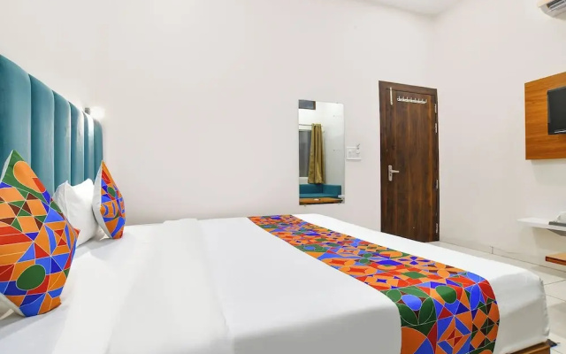 Fabhotel Olive Inn