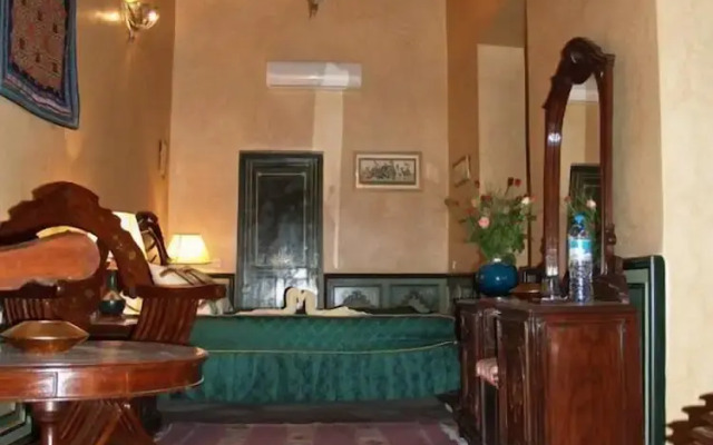 Nadir Home Riad