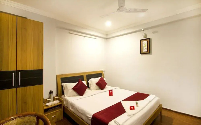 OYO 7552 Hotel SVM Grand