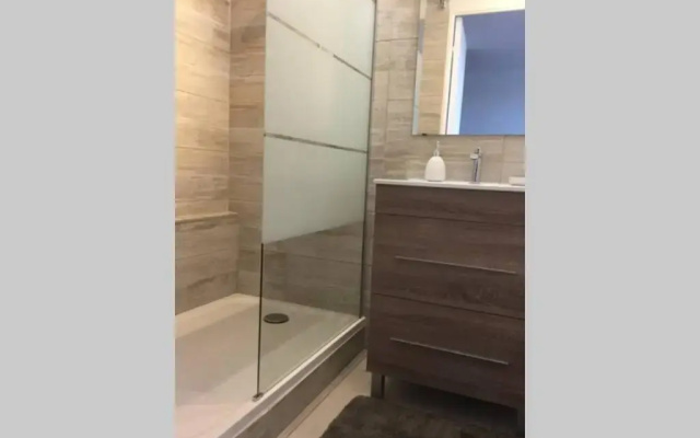 Appartement rez-de- chaussée sur le port wi-fi 4G