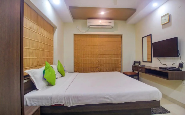 FabHotel Four Seasons