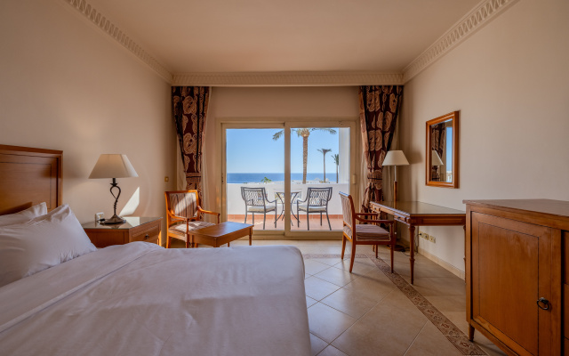 Continental Plaza Beach Resort (Ex. Inter Plaza Beach)