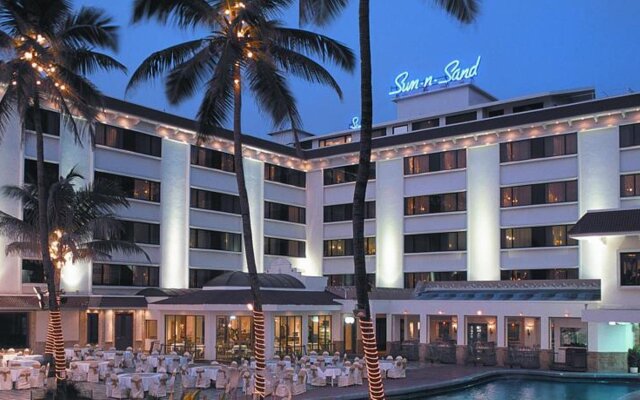 Отель Sun N Sand Hotel Mumbai Индия, Мумбаи - отзывы, цены и фото номеров - забронировать отель Sun N Sand Hotel Mumbai онлайн вид на фасад