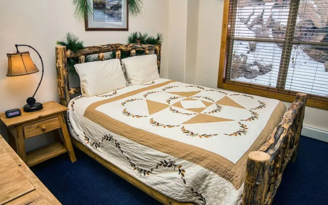 Timber Creek Chalets: 8