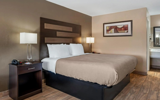 Quality Inn & Suites New Boston - Texarkana West