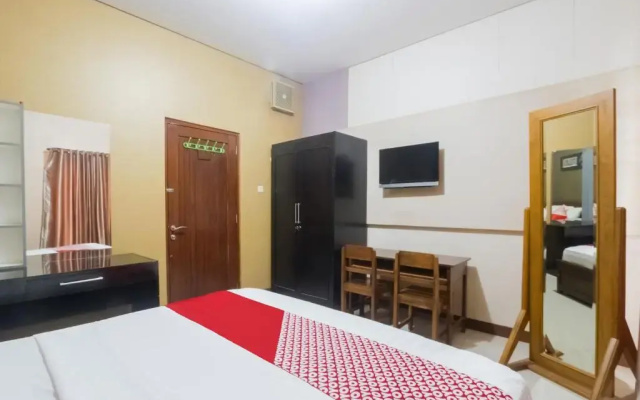 OYO 90193 D'waru Homestay Syariah
