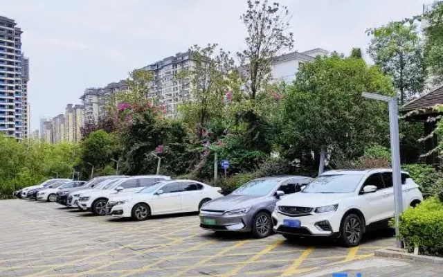Zhusha Hotel