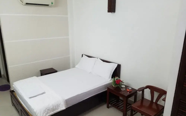 AHA Dinh Dinh Hotel