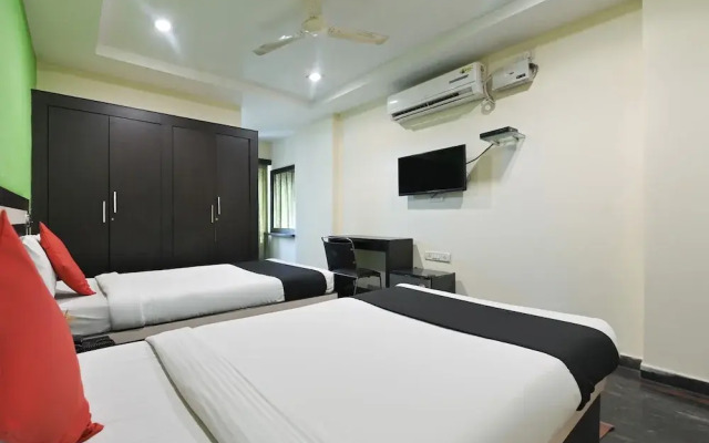 Capital O 36115 Hotel Royal Palm