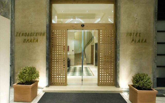 Отель Plaka Hotel Греция, Афины - 4 отзыва об отеле, цены и фото номеров - забронировать отель Plaka Hotel онлайн вид на фасад