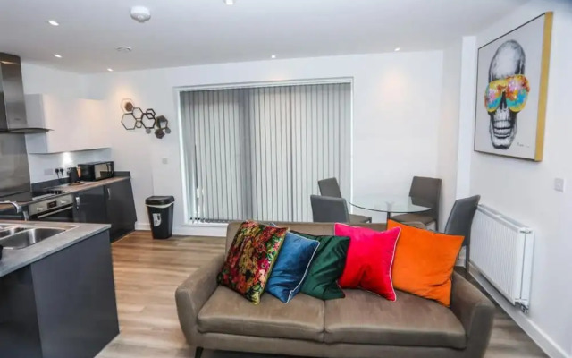 Immaculate 2-bed Apartment in London
