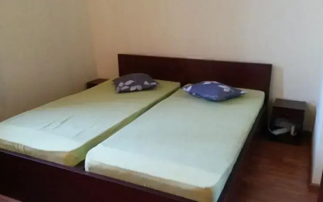 Apartment on Tabukashvili Street