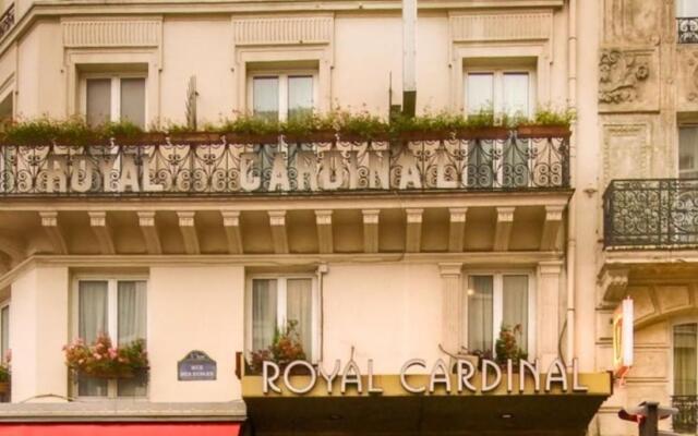 Hotel Royal Cardinal вид на фасад