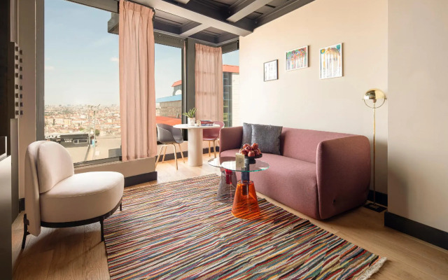 Stay Lab Residence