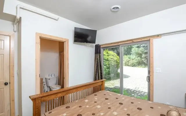 Steden Court 8 Bedroom House
