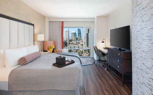 Hotel Indigo San Diego-Gaslamp Quarter by IHG