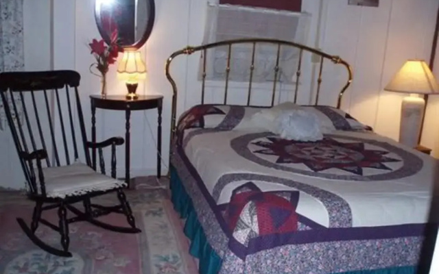 1768 Country Inn