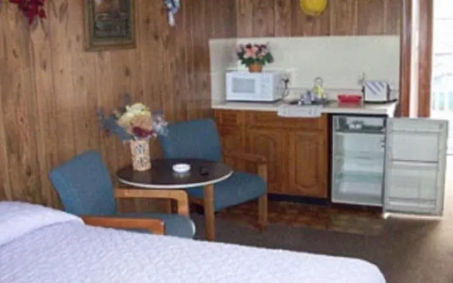 Moby Dick Motel