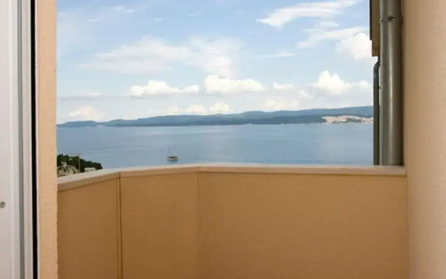 Sea-view Retreat in Celina