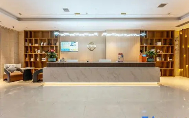 Topology E-sports Homestay (Longzhou South Road Branch)
