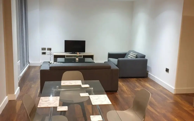 Stunning 2-bed Apartment in Manchester City Centre