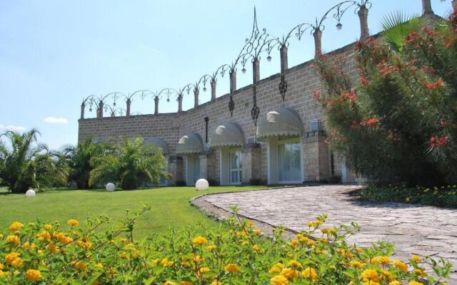 Отель Sangiorgio Resort & Spa Италия, Кутрофьяно - отзывы, цены и фото номеров - забронировать отель Sangiorgio Resort & Spa онлайн вид на фасад