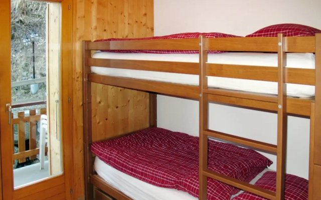 Hiboux Vex in Vex With 5 Bedrooms and 3 Bathrooms