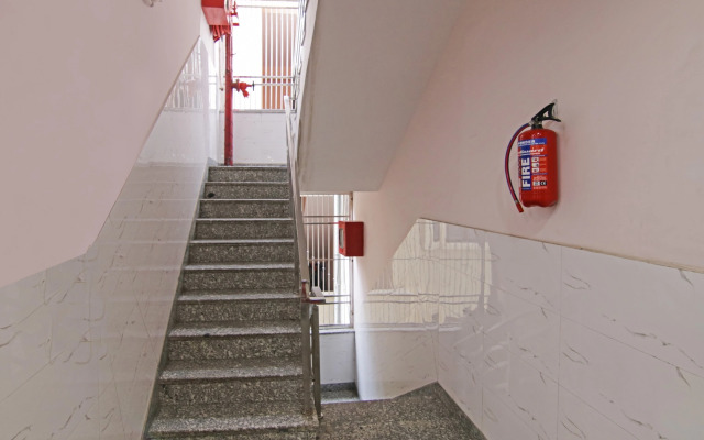 Super Hotel O Rishabh Inn