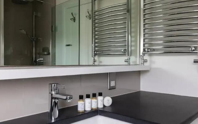 Masbro Road II by Onefinestay
