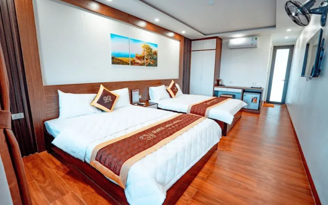 Quang Vinh Hotel