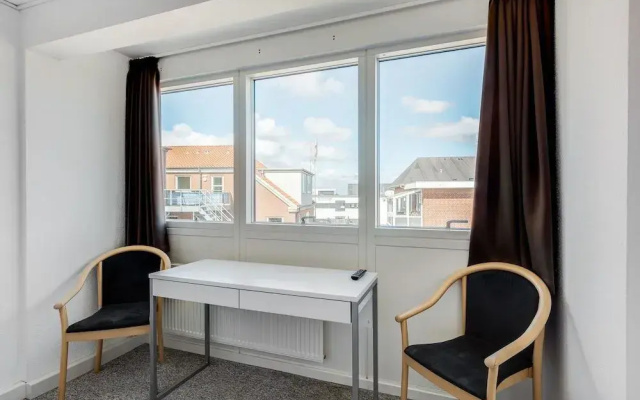 Eight-Bedroom Holiday home in Hvide Sande