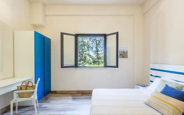 L Ulivo Blu - One-bedroom With Sea View by Wonderful Italy