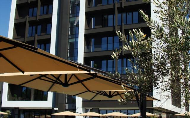 Отель Supreme Hotel & Spa Албания, Голем - отзывы, цены и фото номеров - забронировать отель Supreme Hotel & Spa онлайн вид на фасад