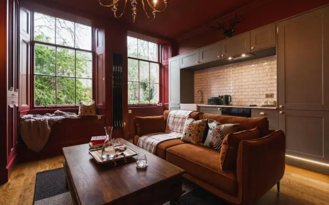 Huntly House - a Residence Like No Other