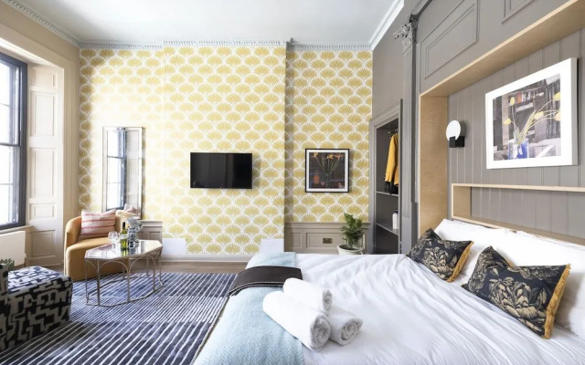 30 Castle Street Aparthotel