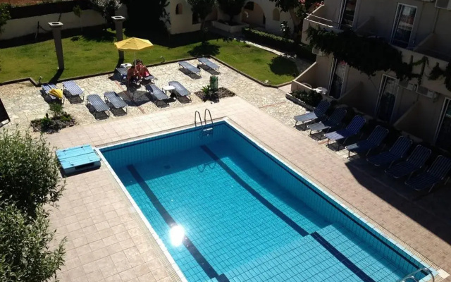 Despina Apts by Estia