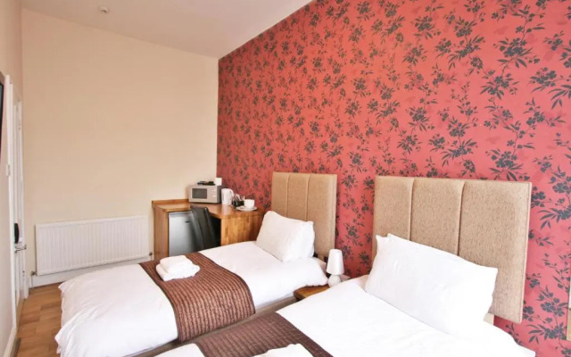 Central Studios Albion Street by RoomsBooked