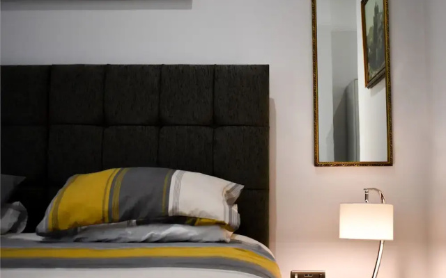 Modern and Stylish 2 Bedroom Flat in Central Hove
