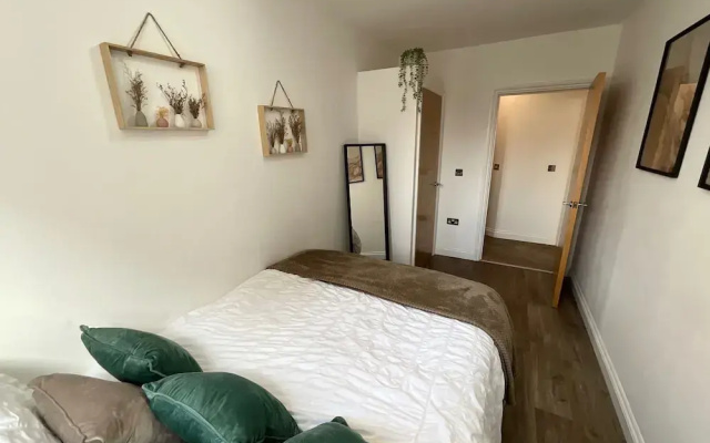 City Retreat Birmingham - Modern 2 Bed Apartment