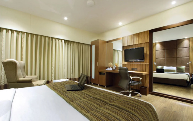 Hotel Express Towers