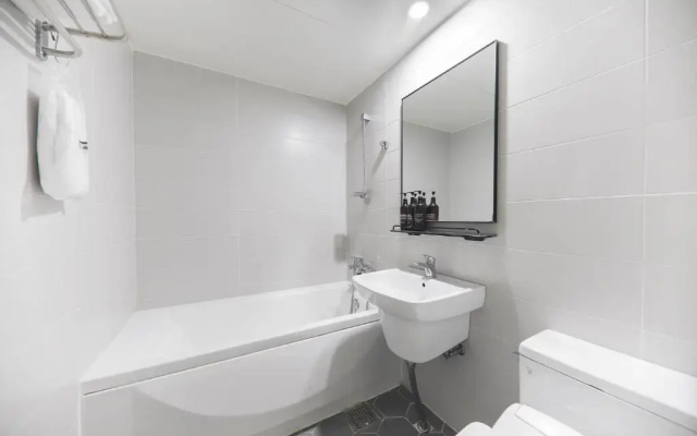 Hotel YAM Yeosu Hakdong