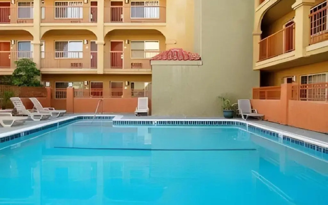 Hotel Solaire Los Angeles
