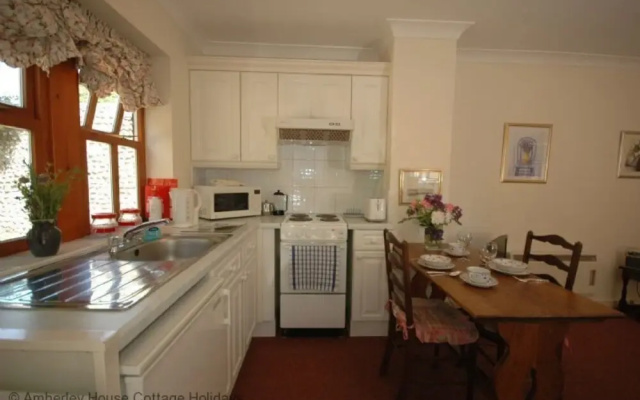 Grooms Cottage