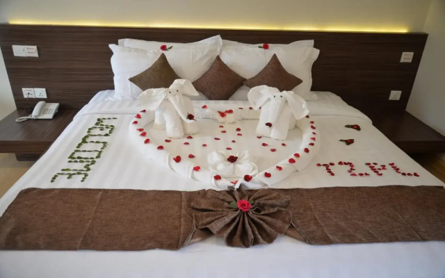 Thazin Palace A Hotel