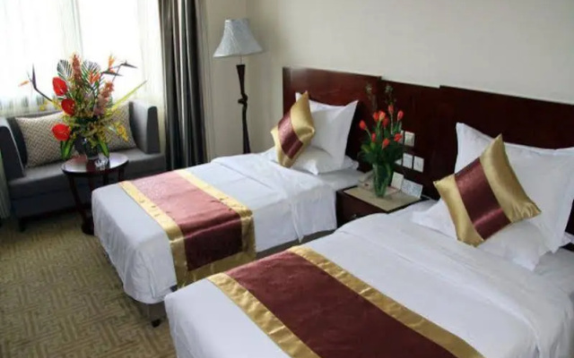 Lian Yun Hotel