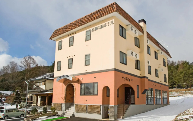 hotelImage