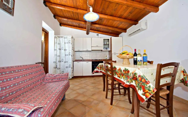 Blunda Holiday Home